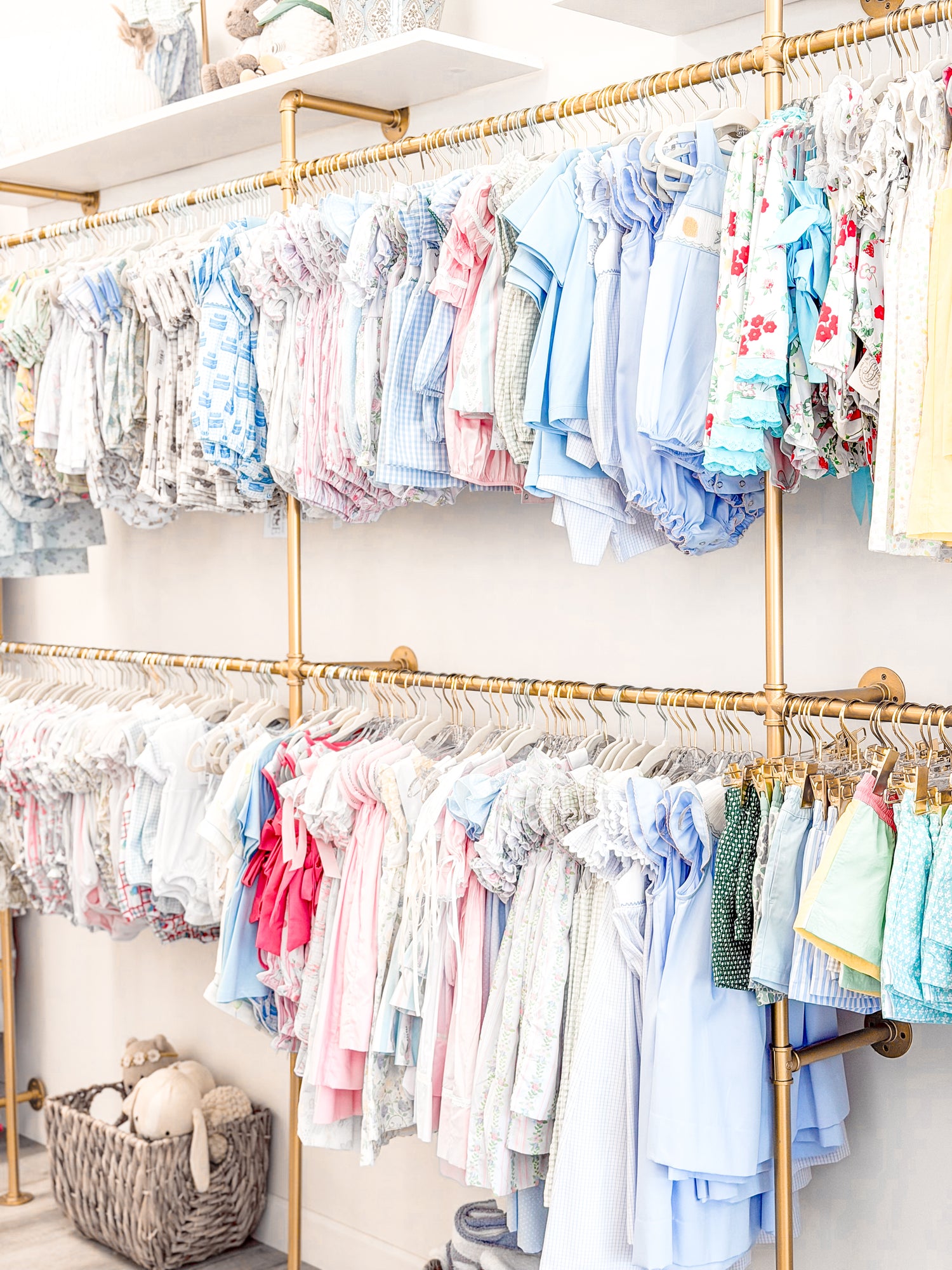 SIDEWALK SALE 40%