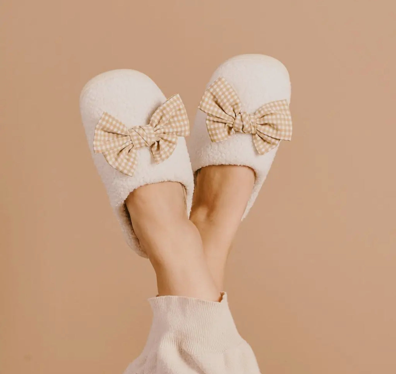 Fuzzy Bow Slippers