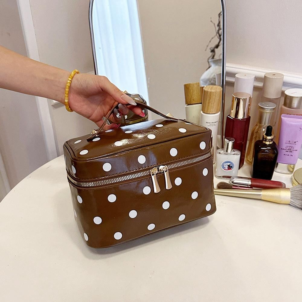 Polka Dot Vanity
Case