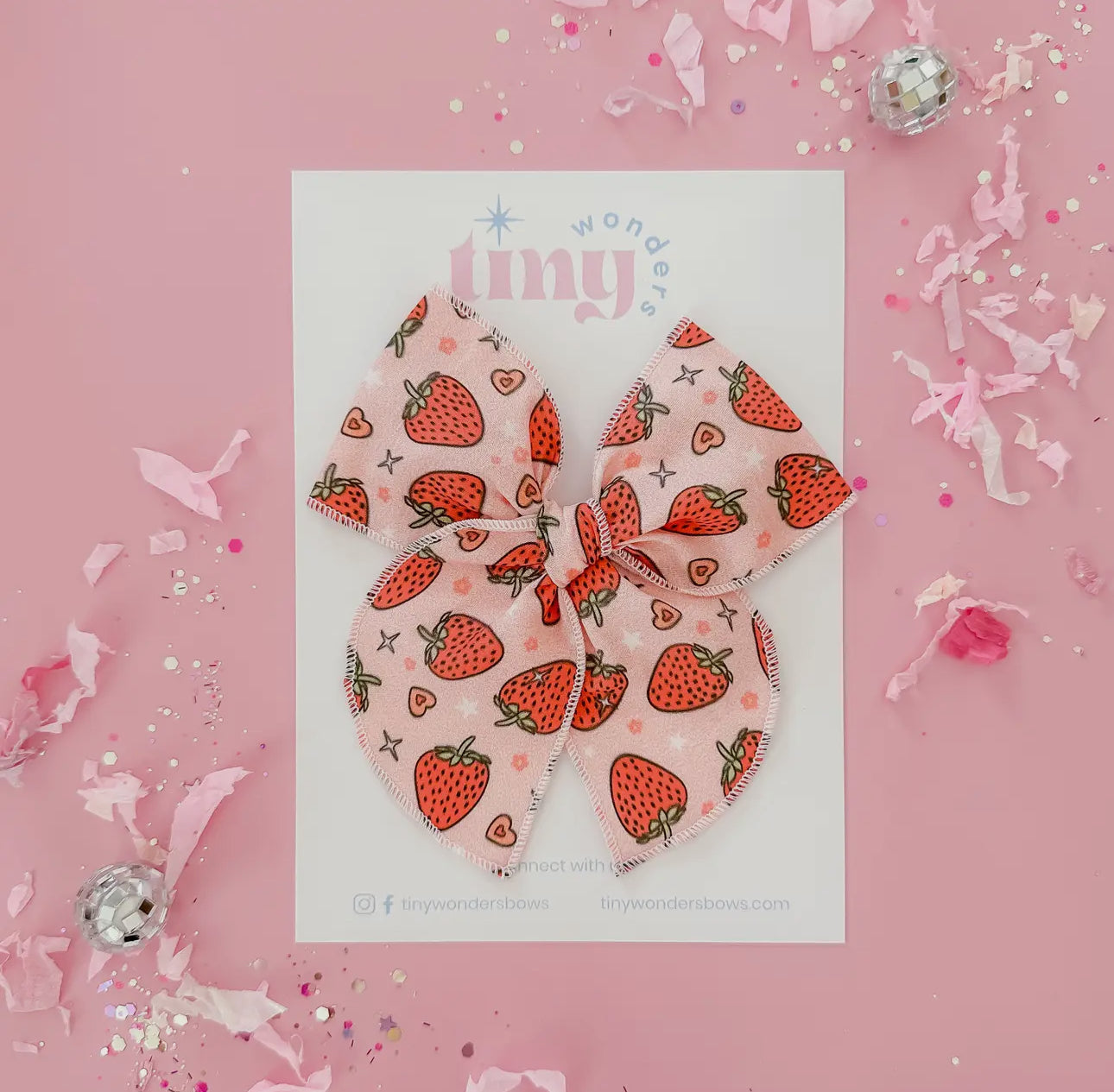 Strawberry Bow