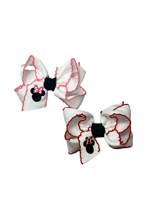 Embroidered Mouse Crochet Edge Bow